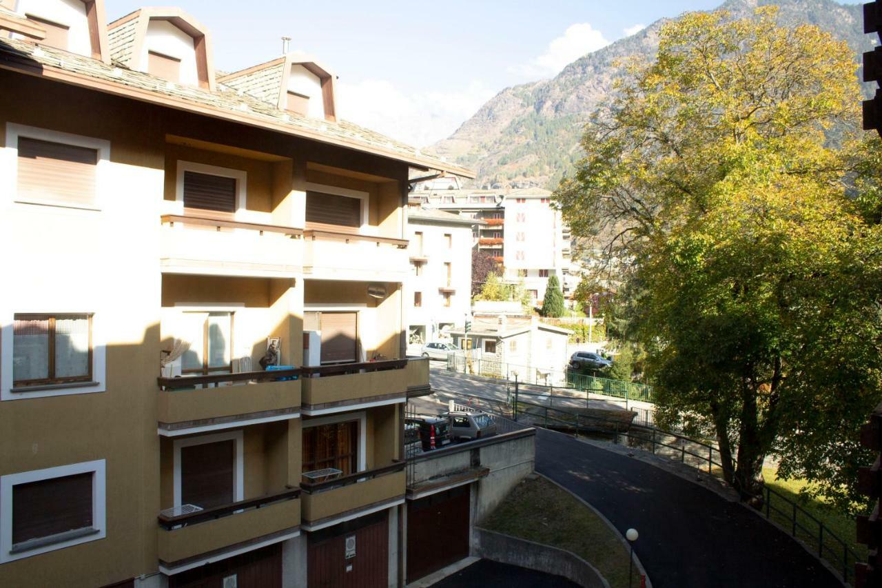 Appartamento In Centro A Chiesa Valmalenco Chiesa in Valmalenco Exterior foto